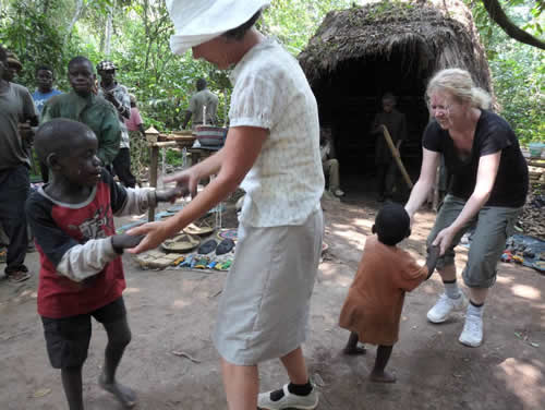 Batwa pygmies in Uganda