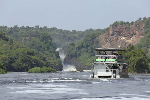 Murchisonfalls national park safari